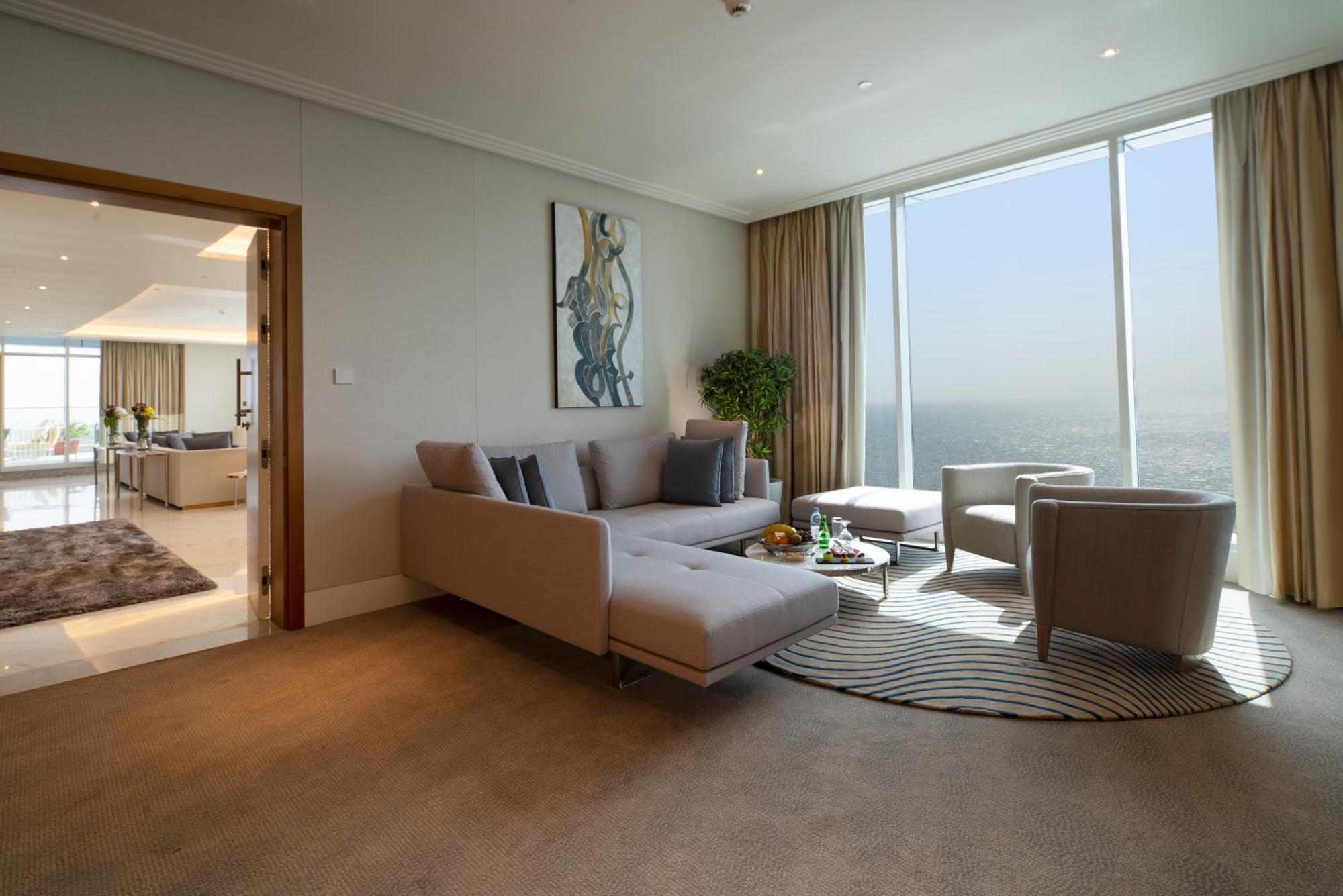 Novotel Jazan Exterior foto A living room in a suite at the Ritz-Carlton, DIFC
