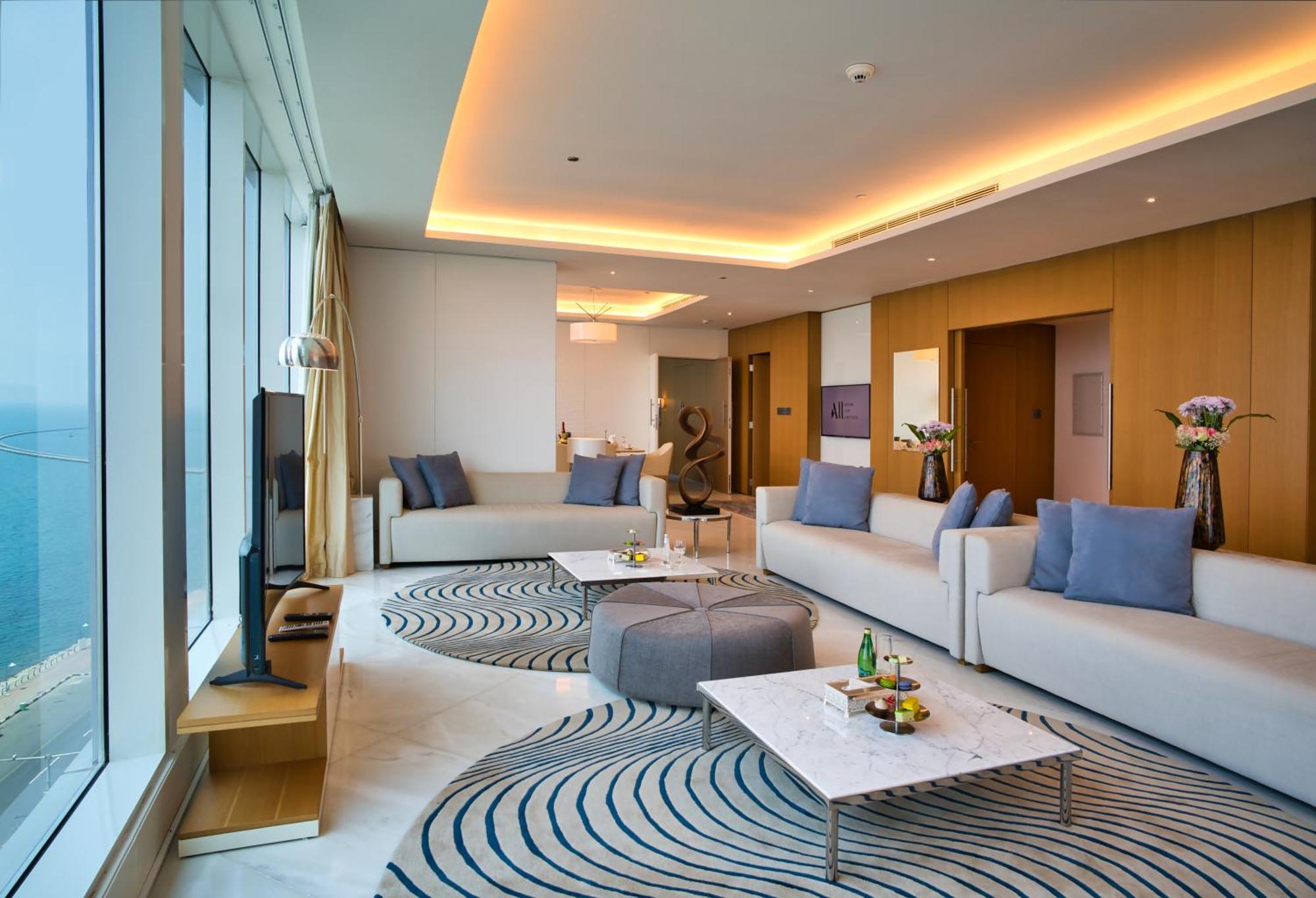 Novotel Jazan Exterior foto A suite at the hotel