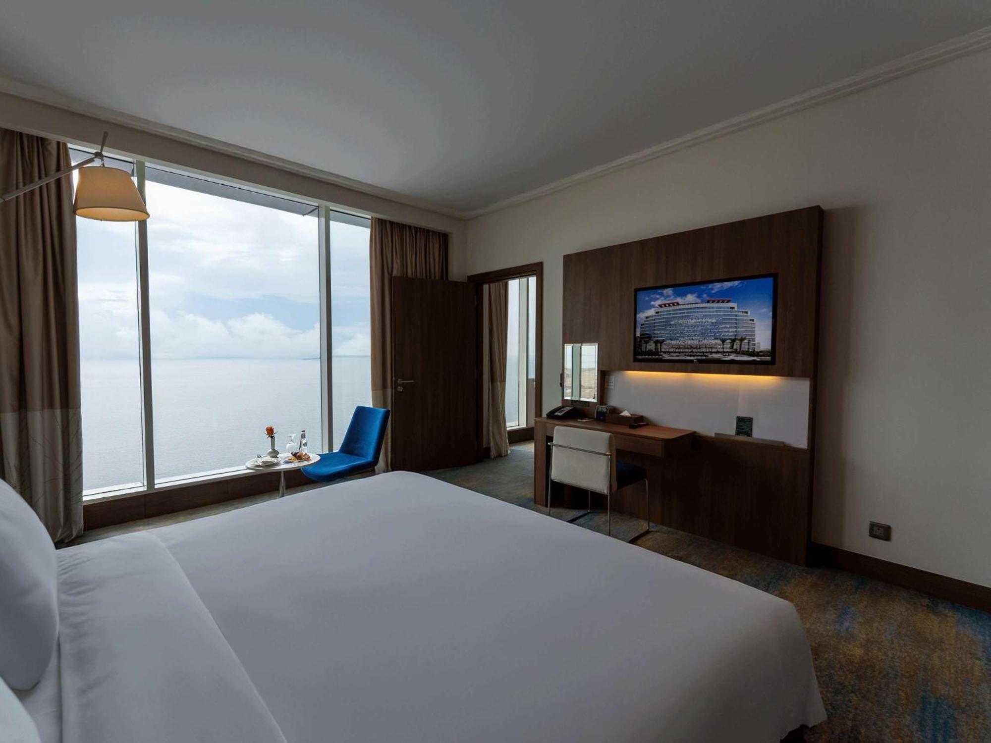 Novotel Jazan Exterior foto A room at the hotel