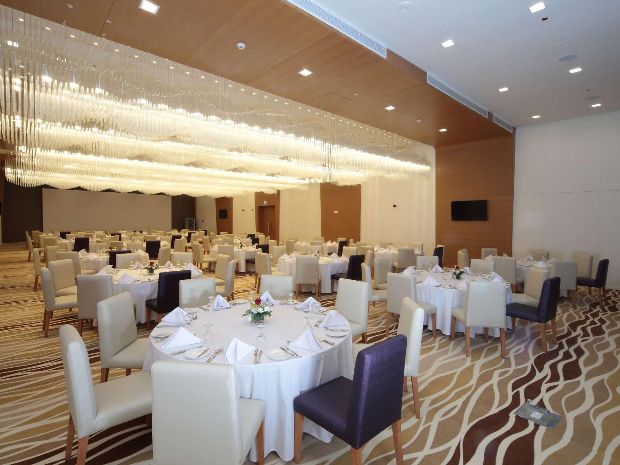 Novotel Jazan Exterior foto The ballroom