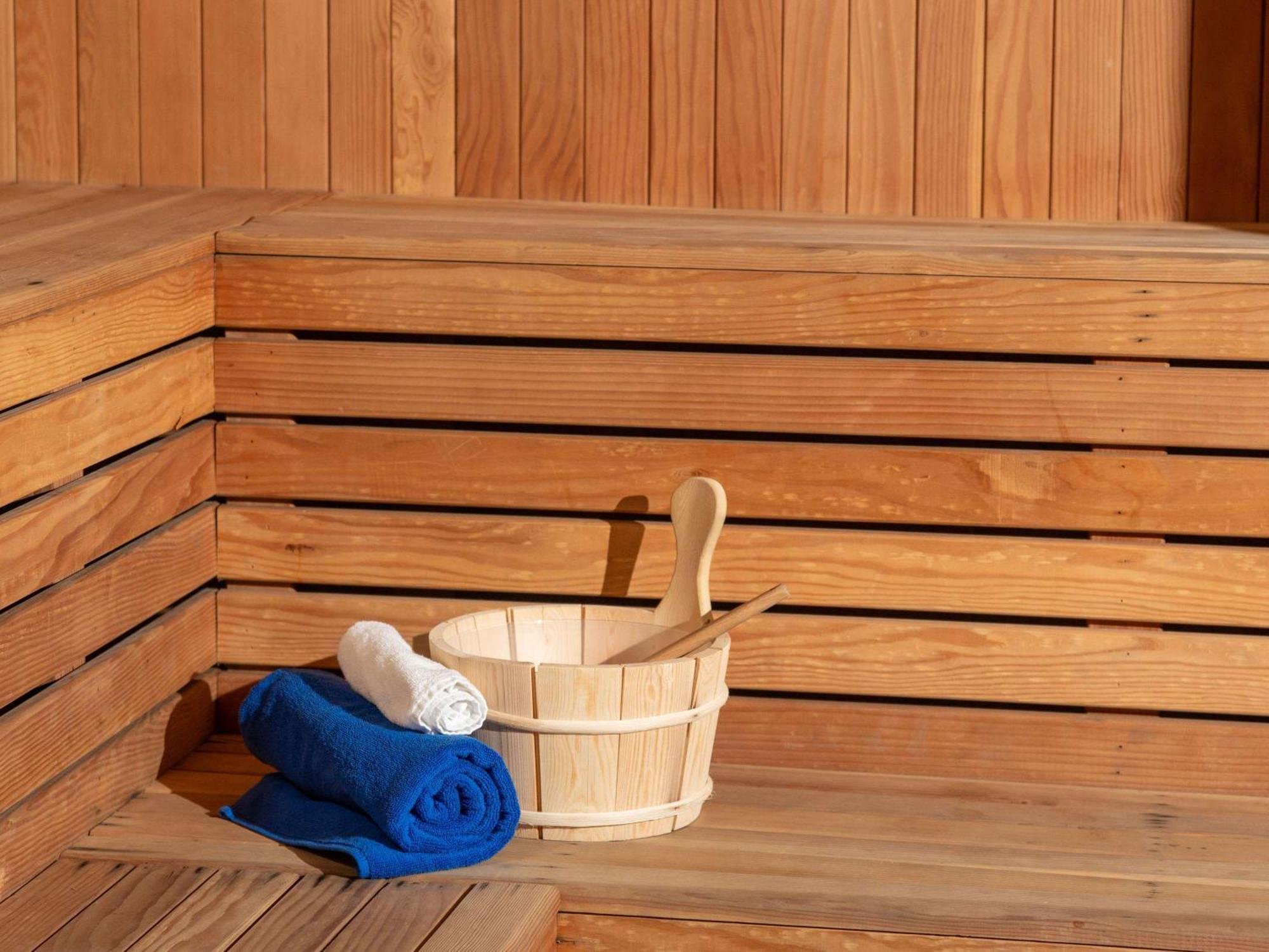 Novotel Jazan Exterior foto Sauna accessories
