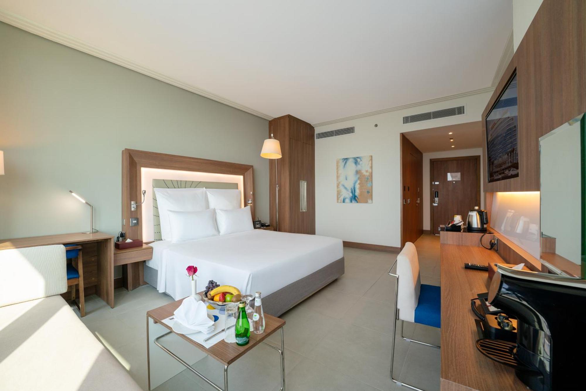 Novotel Jazan Exterior foto A room at the hotel